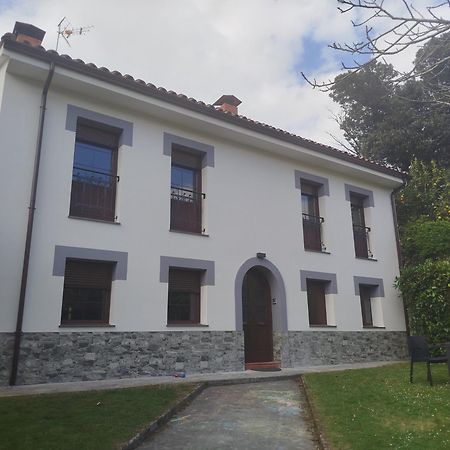 Apartamentos Rurales Inguanzo Villanueva de Pria Exterior photo